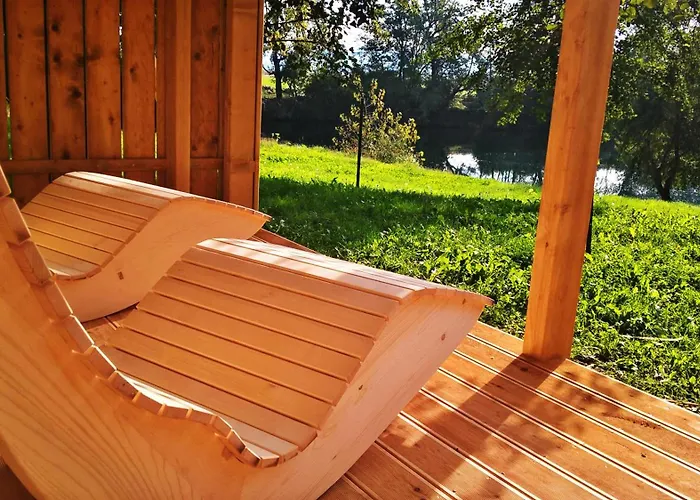Holiday Resort Bela Krajina - Glamping And Mobile Homes