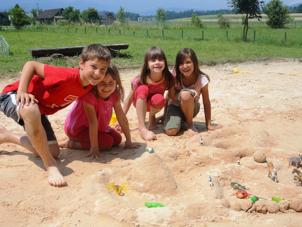 Bela Krajina - Glamping And Mobile Homes