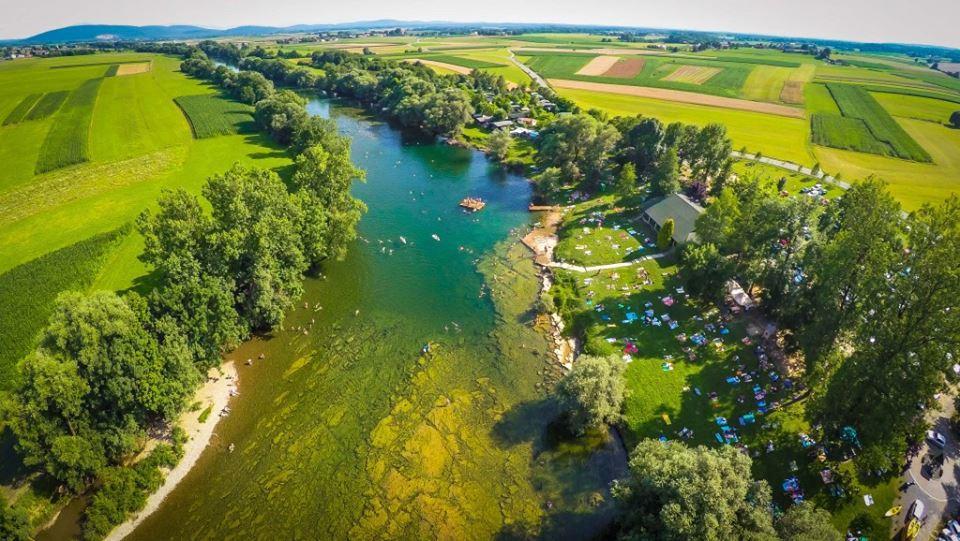 Campsite Bela Krajina - Glamping And Mobile Homes Metlika