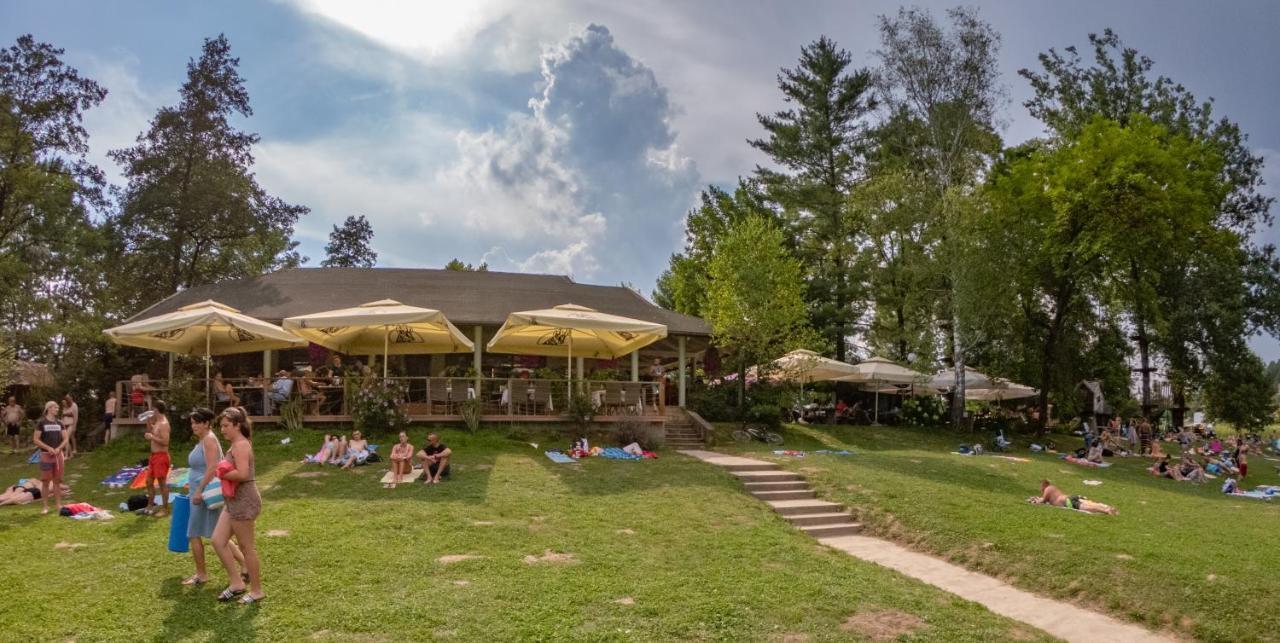 Campsite Bela Krajina - Glamping And Mobile Homes 4*